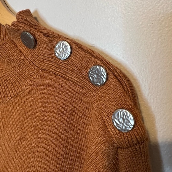 Kirundo Striped Sweater with textured Buttons XL - Picture 3 of 5